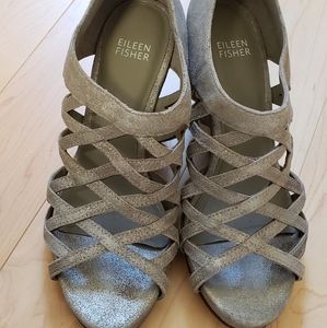 Size 7 Eileen Fisher distressed silver leather wedge sandal